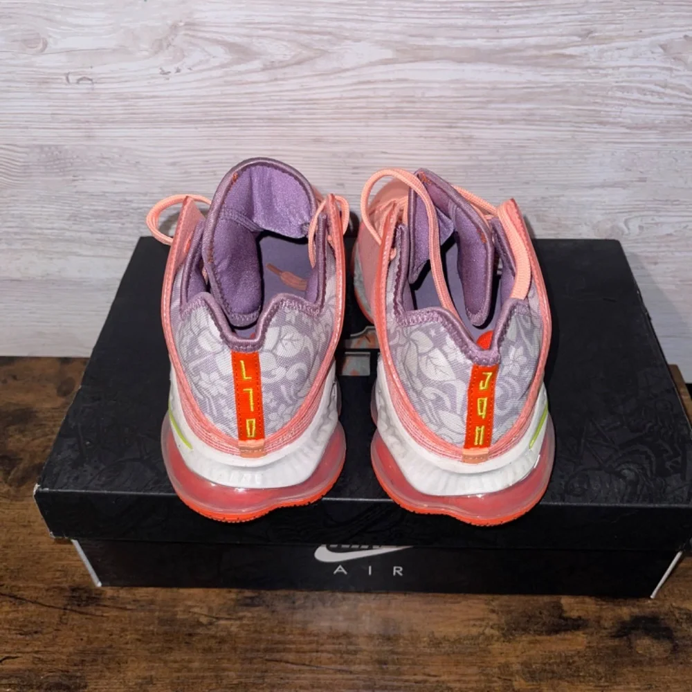 Nike LeBron 19 XIX Low Basketball Shoes - Men’s Size 6.5 //// Women’s Size 8 - Picture 5 of 9